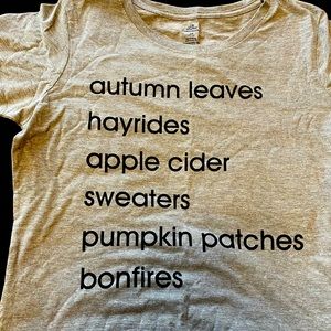 Ladies cute Fall/ Halloween gray tee.  New!!  Size large